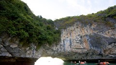 Trải nghiệm vẻ đẹp Vịnh Hạ Long như thế nào?