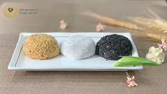 Bánh mochi vừng đen nhân đậu đỏ