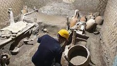 Khai quật "phòng nô lệ" trong một biệt thự thời kỳ La Mã
