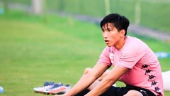 Hậu vệ Đoàn Văn Hậu sang Hàn Quốc phẫu thuật