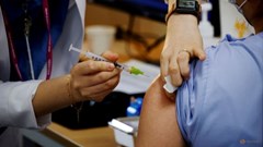 Hàn Quốc rút ngắn khoảng cách mũi tiêm thứ 3 xuống còn 4 tháng