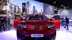 Tự hào hình ảnh VinFast toả sáng trên Quảng trường Thời đại New York