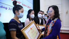 Thấu hiểu khó khăn của thầy cô giáo trong giai đoạn phòng, chống dịch Covid-19