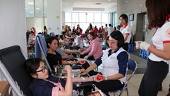 Ngày hội hiến máu nhân đạo: Đạp xe hơn 30 cây số để "gửi" giọt máu