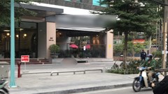 Hà Nội: Một phụ nữ rơi từ tầng cao chung cư xuống đất tử vong