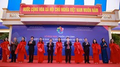 Khai mạc Triển lãm Việt Nam qua ống kính nhiếp ảnh gia quốc tế