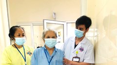 Loại bỏ tâm lý "buông xuôi" khi phát hiện mắc ung thư ở người cao tuổi