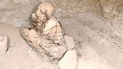 Phát hiện xác ướp ít nhất 800 năm tuổi trong tình trạng bị trói bằng dây