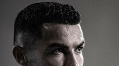 Ronaldo nói gì trong ngày "kình địch" Messi giành Quả bóng vàng