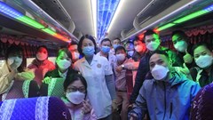 “Cứ bước ra khỏi nhà là đi vào tâm dịch”