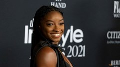 Simone Biles giành danh hiệu "Vận động viên của năm"
