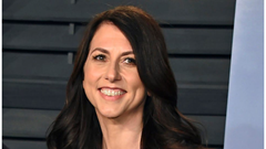 Lý do MacKenzie Scott là phụ nữ quyền lực nhất thế giới năm 2021 của Forbes