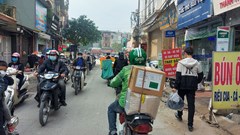 Cấm xe máy trong nội đô Hà Nội: Ủng hộ, nhưng cần thực tế