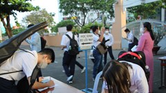 TP.HCM: Hơn 90% học sinh đến trường học trực tiếp
