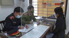 Khởi tố cô gái phát tán 54 clip sex lên mạng internet