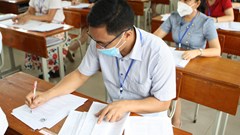 “Đứng ngồi không yên” về phương án thi năm tới