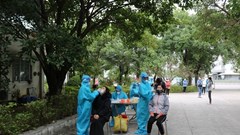 Hà Nội khuyến cáo người dân dương tính với SARS-CoV-2 cần liên hệ ngay với y tế địa phương