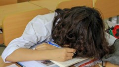 Stress do học trực tuyến: Cảnh báo khủng hoảng tâm lý học đường