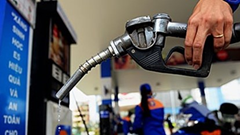 Pha chế xăng dầu nhưng không đăng ký cơ sở pha chế bị phạt đến 60 triệu đồng