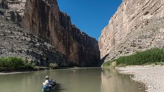 Mỹ: Các tác phẩm nghệ thuật bằng đá từ thời tiền sử tại Vườn quốc gia Big Bend bị phá hoại