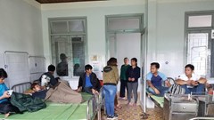 Ngộ độc nghi uống rượu ở Quảng Nam: 3 người tử vong, hàng chục người nhập viện