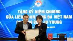 Bóng đá Việt Nam tri ân “thần y” Choi Ju-young
