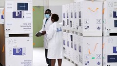 COVAX phân phối được 1 tỷ liều vắc xin