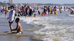Khách đến TP Vũng Tàu ngày càng đông, khách sạn, nhà nghỉ đã kín phòng