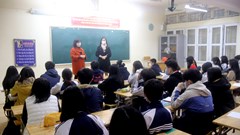 Học sinh Hà Nội háo hức trở lại trường