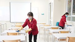 Học sinh trở lại trường sau Tết Nguyên đán: Mừng - lo xen lẫn