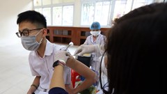 Tiêm vắc xin covid-19 cho trẻ: Đừng lo thái quá