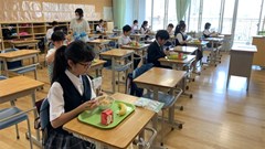 Nhật Bản duy trì mở cửa trường học an toàn