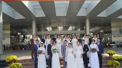 Ngày hạnh phúc của những cặp đôi tuyến đầu hoãn cưới để chống dịch