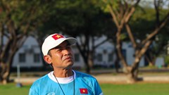 HLV tuyển U23 Việt Nam thận trọng trước U23 Singapore