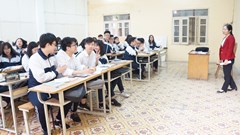 VỤ BA HỌC SINH BỊ VỮA TRẦN PHÒNG HỌC RƠI TRÚNG ĐẦU: Xem thường tính mạng học sinh?