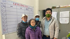 Công an Hà Nội giúp cụ bà đi lạc về lại với gia đình