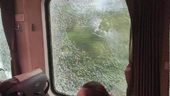 Quảng Bình: Xử lí nghiêm 10 học sinh ném đá vỡ kính tàu hoả