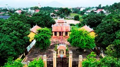 “Làng di sản” bên bờ sông Cái