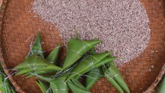 Bánh “tình yêu” của đồng bào Tà Ôi