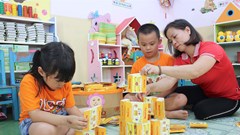 Thiếu giáo viên nhưng vẫn phải giảm biên chế: Nghịch lý nan giải