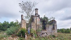 Lâu đài cổ bỏ hoang ở phố Núi: Cần sớm khảo sát, lập hồ sơ di tích