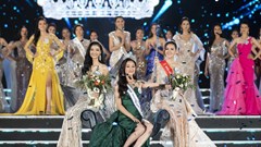 “Đấu trường”​​​​​​​ nhan sắc vào mùa