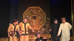 “Hội nghị Diên Hồng” giải cứu sân khấu