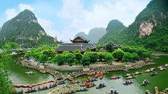 Để du lịch phát triển hài hòa với di sản