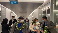 Trẻ dưới 2 tuổi nhập cảnh không cần xét nghiệm Covid-19