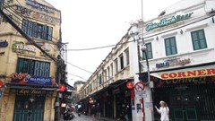 Phố cổ Hà Nội chuẩn bị đón khách trở lại
