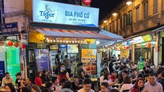 Phố đêm Hà Nội đã “hồi sinh”