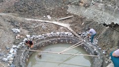 Sai một li đi cả... giếng