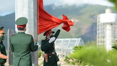 Thượng cờ Tổ quốc tại Giải chạy Tiền Phong Marathon 2022