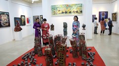 Khai mạc triển lãm mỹ thuật "Dấu ấn thời gian"